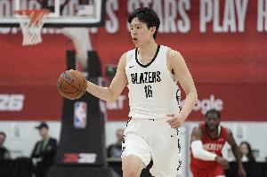 花式夸！阿夫迪亚：杨瀚森技术全面懂传球 人聪明还渴望学习图片